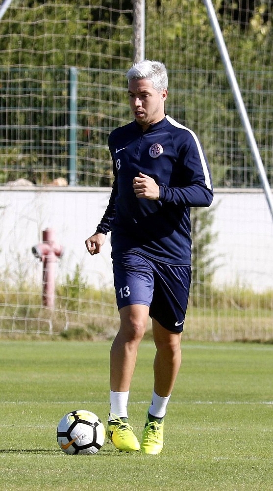 Antalyaspor'da Nasri ilk yarıyı kapattı
