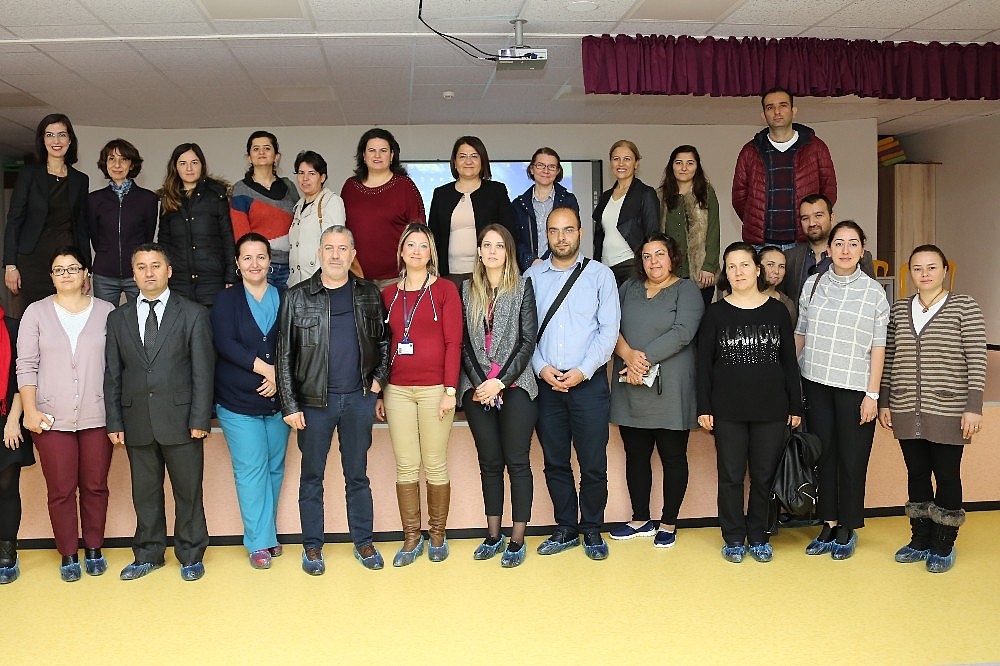AÜ'de 'Çocuk Cinsel İstismarının Önlenmesinde Aile Eğitimi' semineri