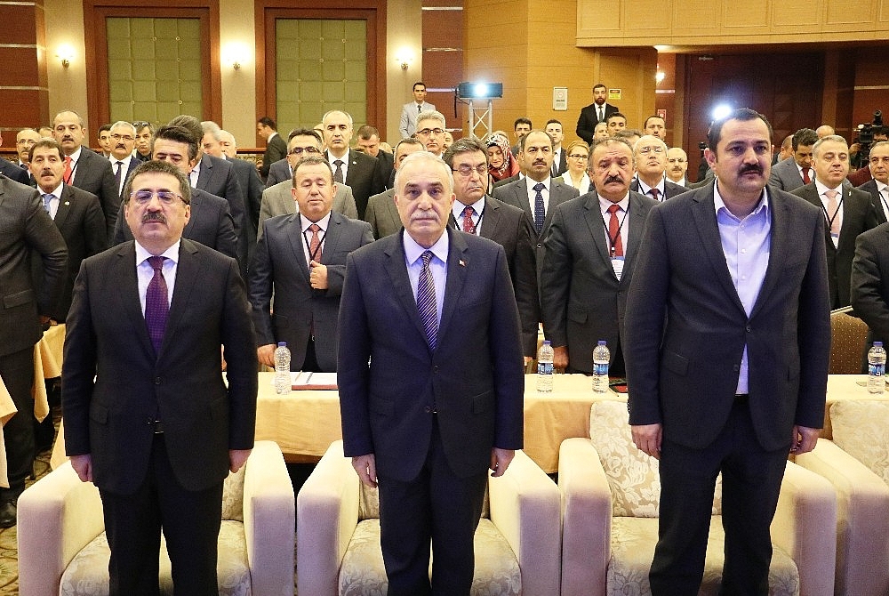 Bakan, basına kapalı toplantıyı açıp açıkladı (Videolu)