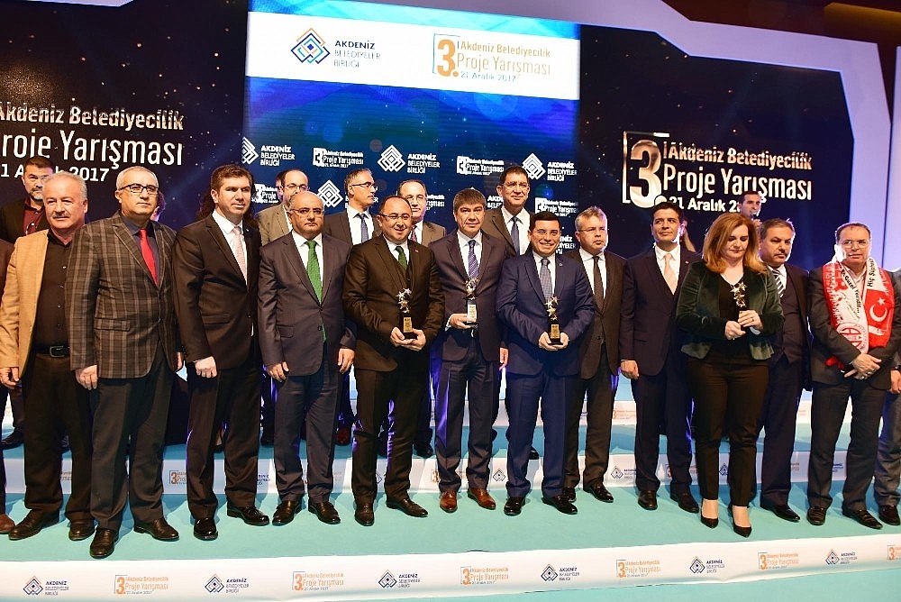Belediye oskarları sahiplerini buldu