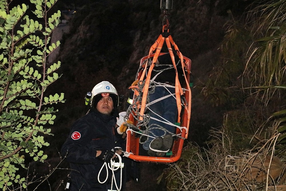 Günün kahramanı Antalya'dan (videolu)