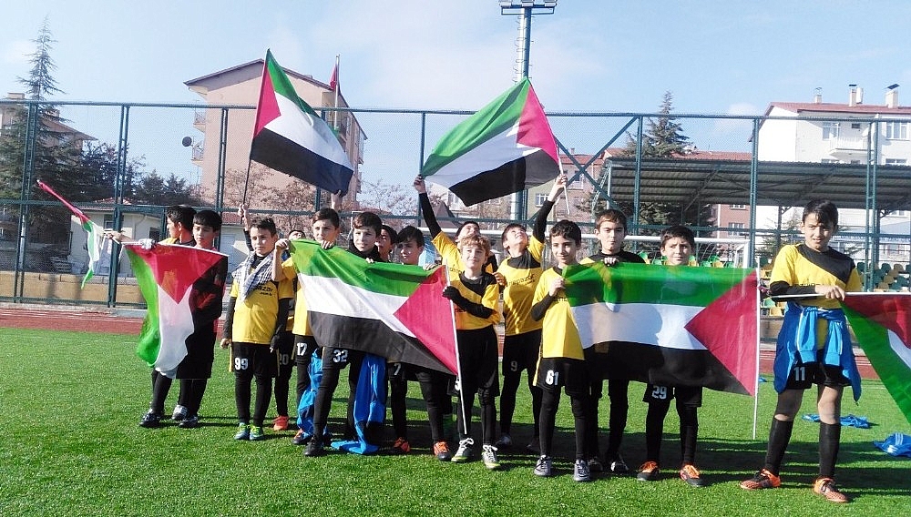İmam-Hatip öğrencilerinden Kudüs kareografisi