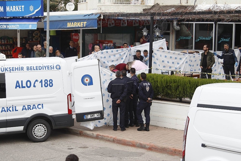 Katliam silahını internetten almış!