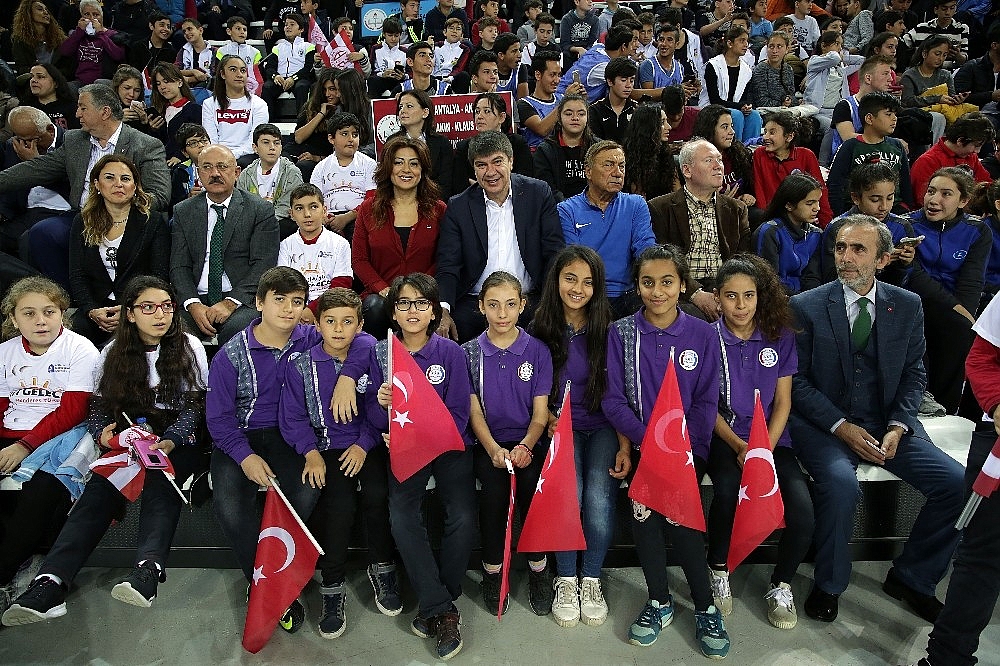 Okullar Ligi'nde rekor katılım