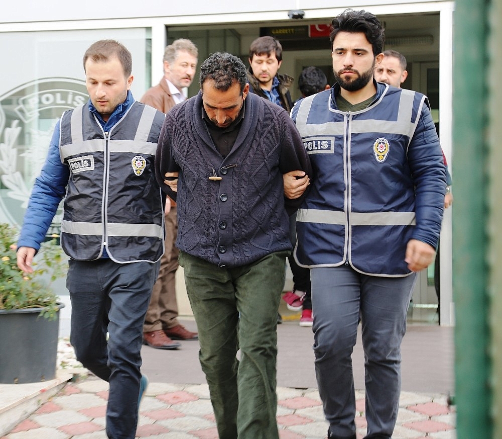 Sahte polis çetesinden 3 milyonluk vurgun (videolu)