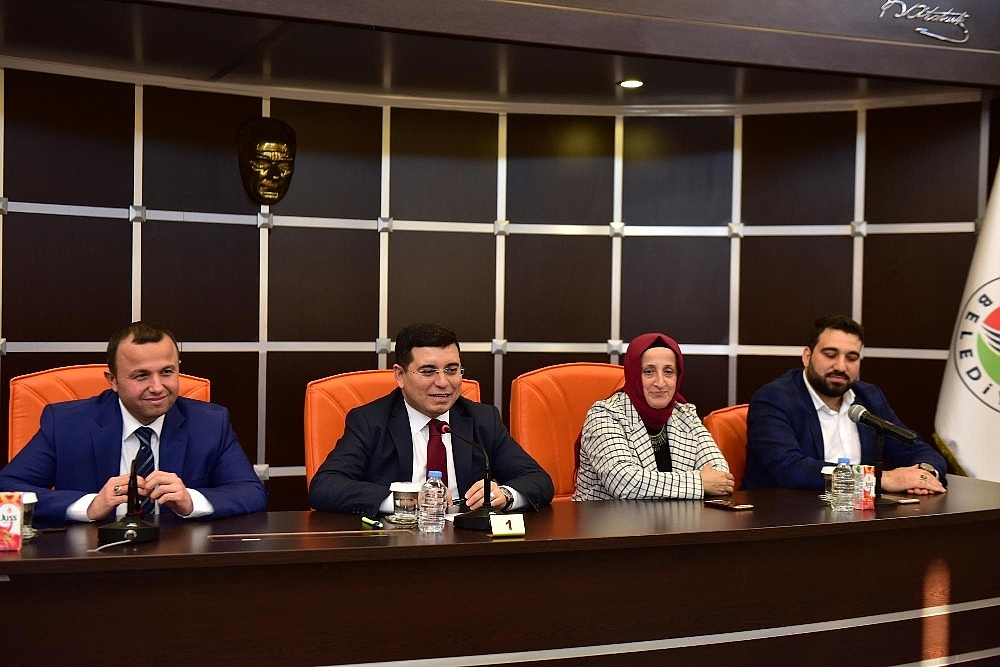 Tütüncü, AK Parti Kepez ilçe yönetimini ağırladı