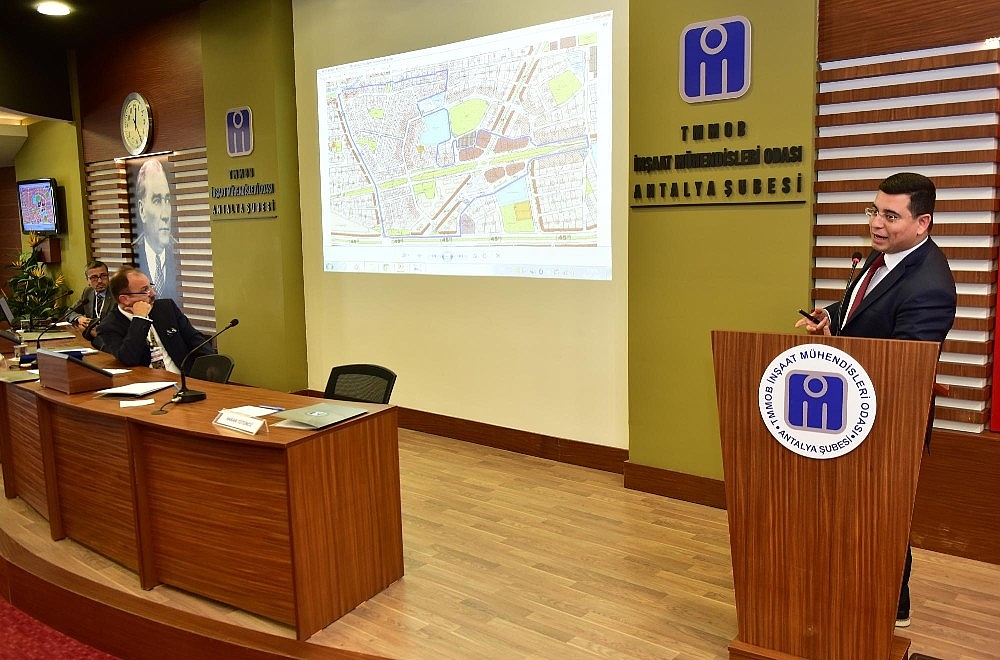 Tütüncü Kentsel Dönüşüm Çalıştayı'na katıldı