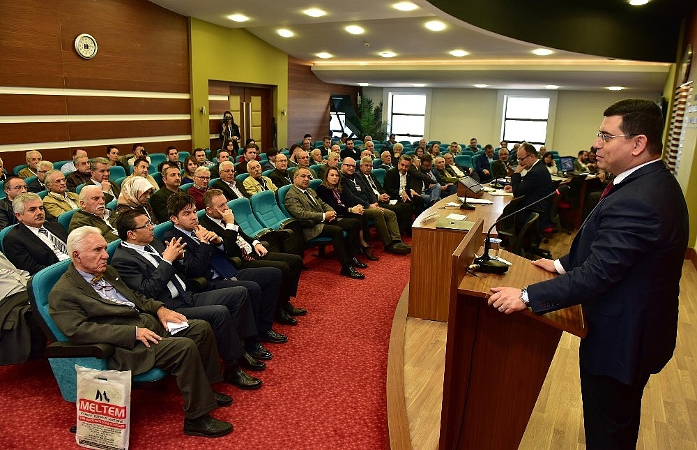 Tütüncü Kentsel Dönüşüm Çalıştayı'na katıldı
