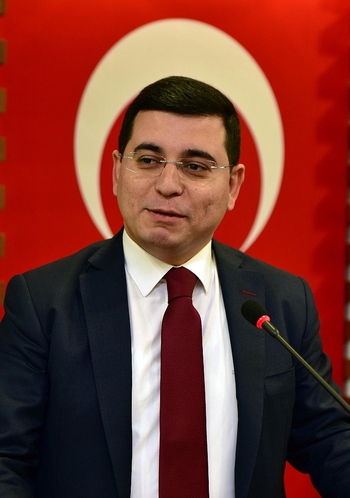 Tütüncü Kentsel Dönüşüm Çalıştayı'na katıldı