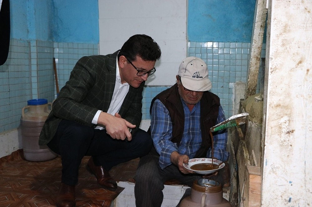AK Parti Antalya Milletvekili Uslu, Kaş'ta