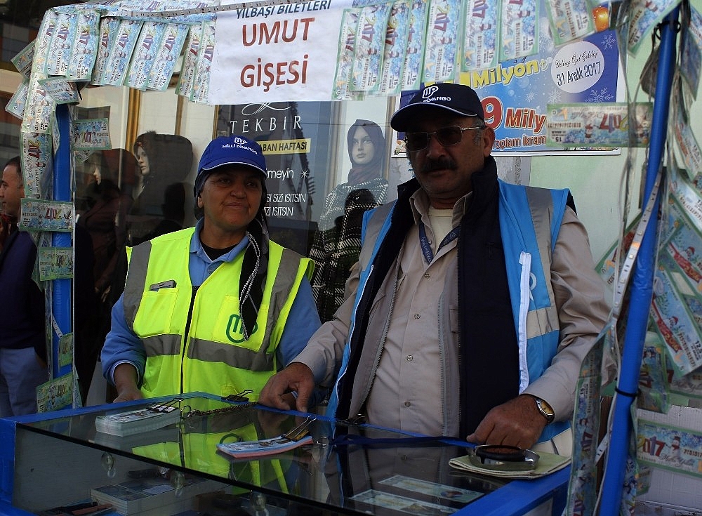 Antalya'da milyoner yapan gişe 'umut' oldu