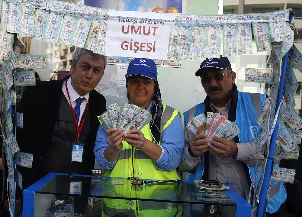 Antalya'da milyoner yapan gişe 'umut' oldu