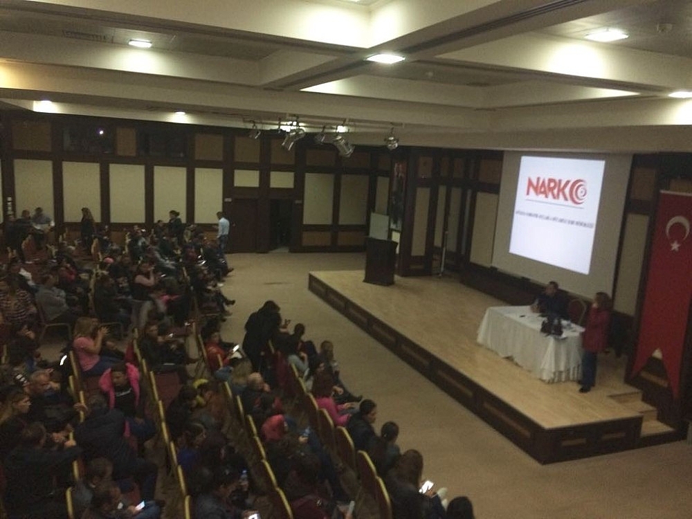 Antalya'da 'NarkoRehber Eğitim Modülü' anlatıldı