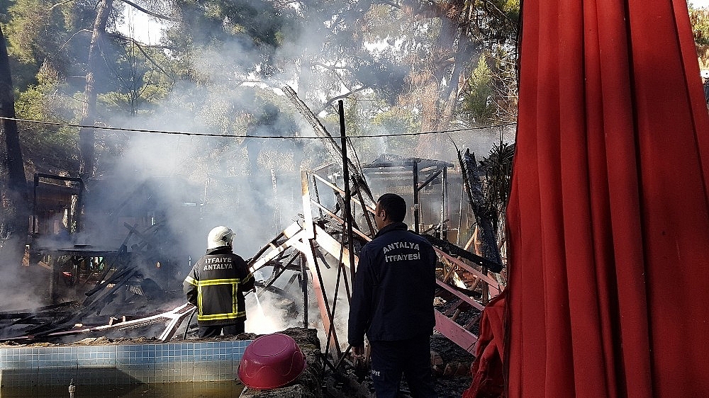 Antalya'nın sosyete pazarı küle döndü!