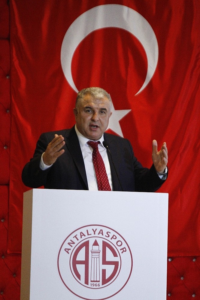 Antalyaspor'da başkanlığa Cihan Bulut seçildi