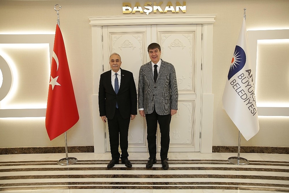 Bakan Fakıbaba, Büyükşehir'de