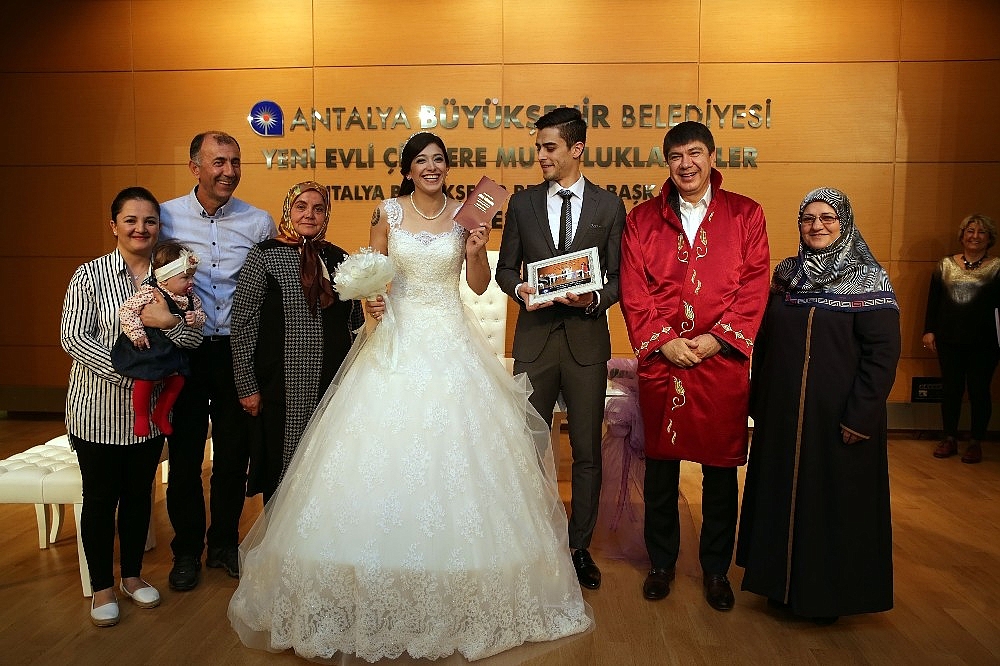 Büyükşehir 2017'de 1600 çiftin nikâhını kıydı