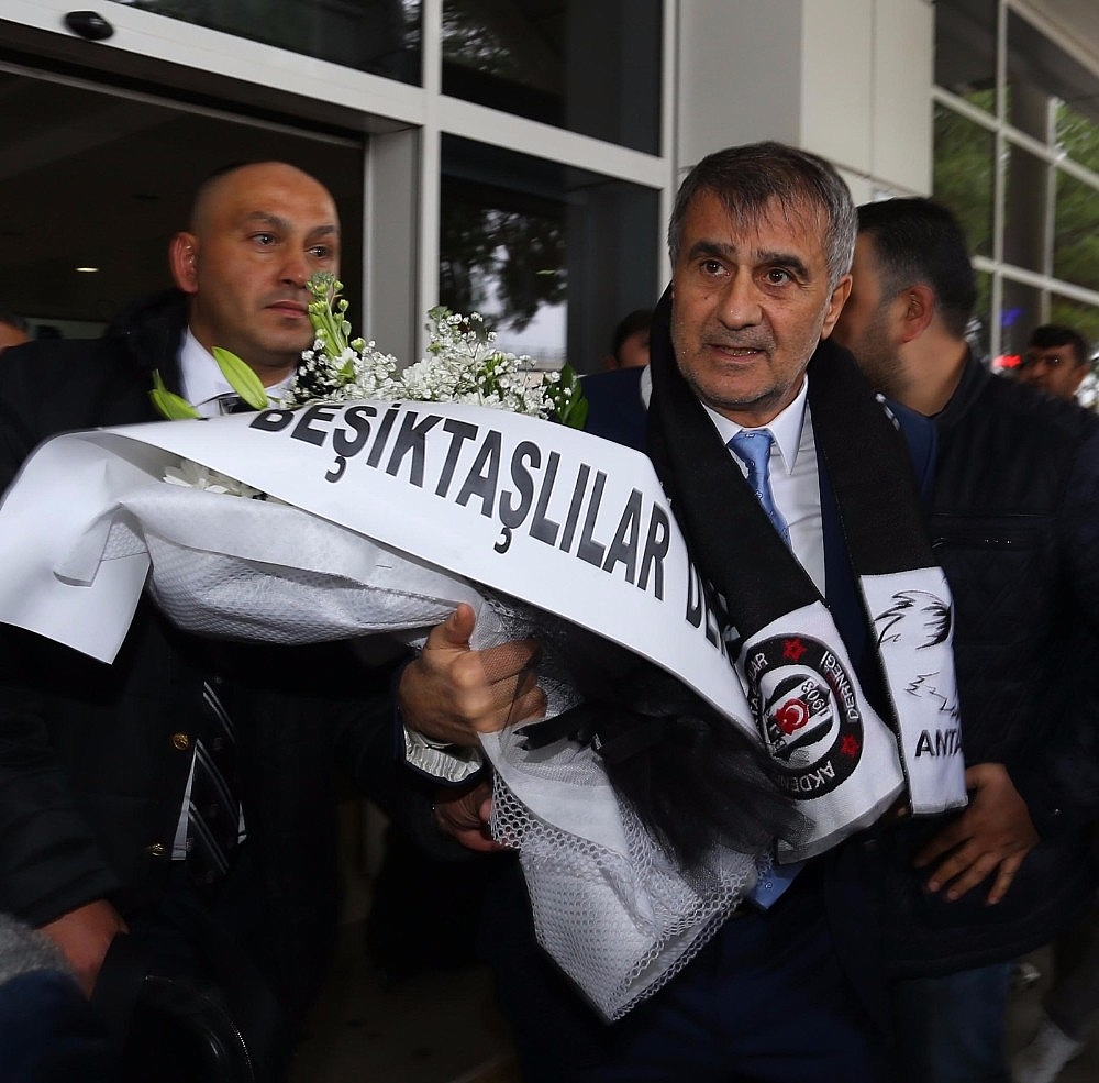 Cenk Tosun kamp kafilesinde yok