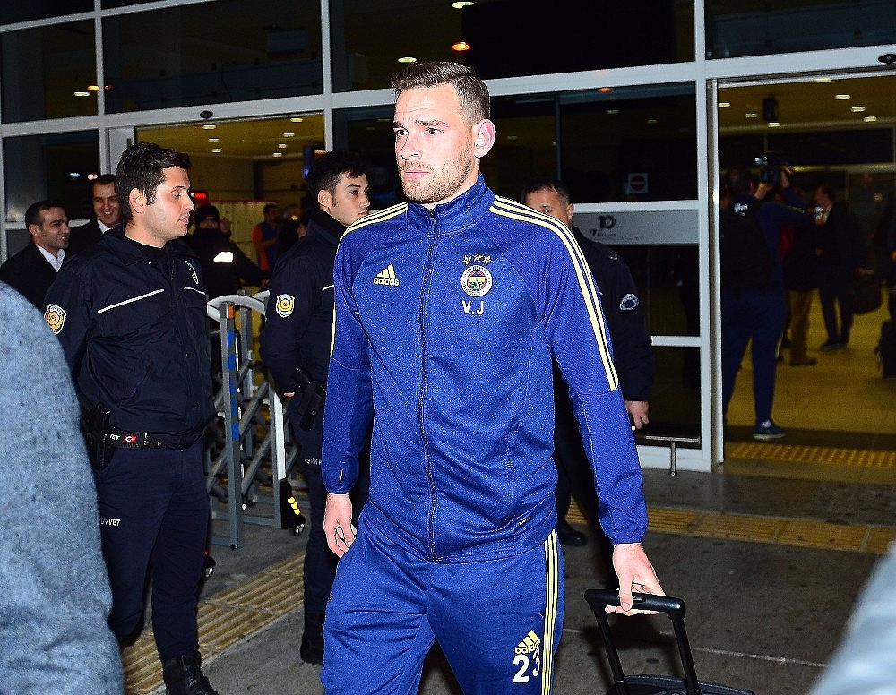 Fenerbahçe, Antalya'ya geldi