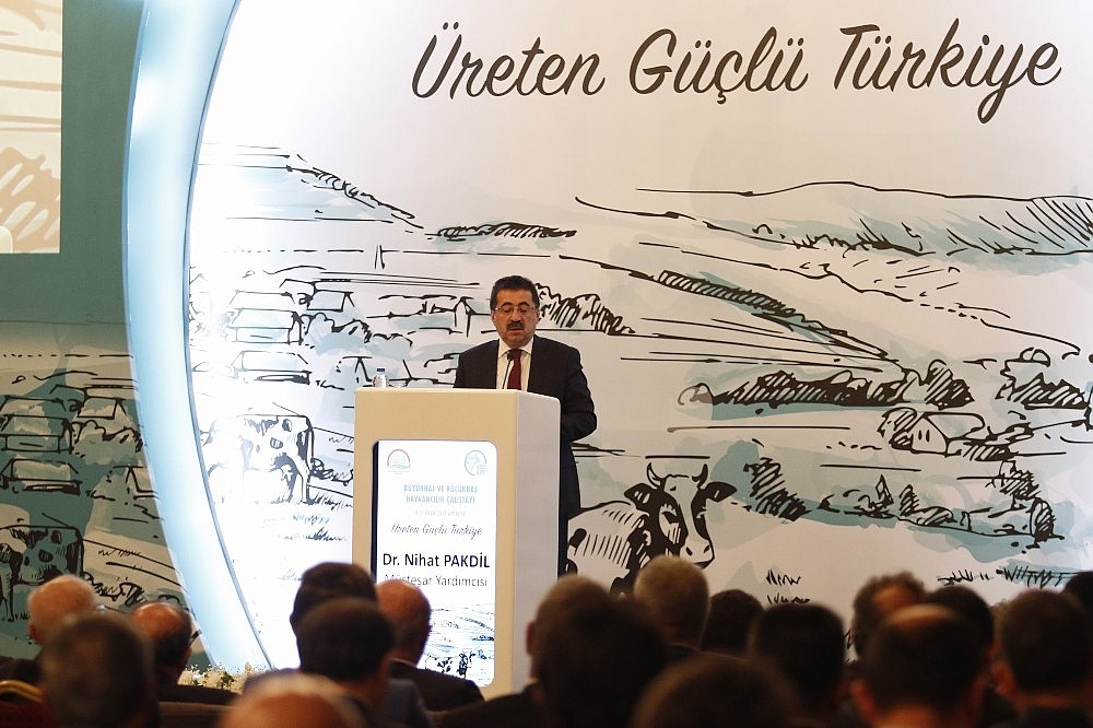 Koçak: "Hayvancılık sektörünün önü açık"