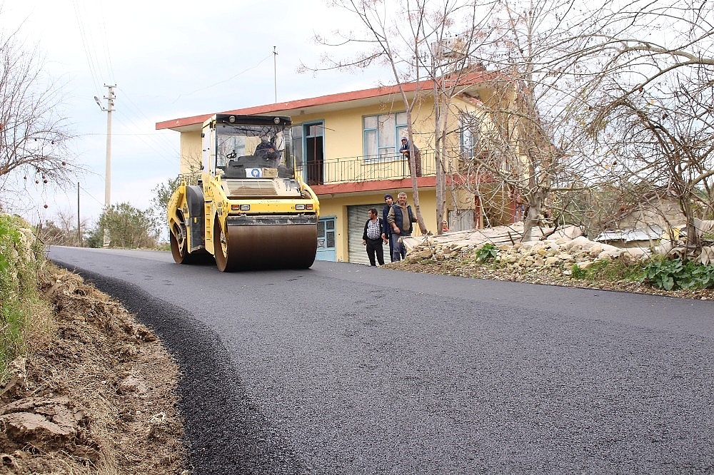 Manavgat Kadılar'a sıcak asfalt