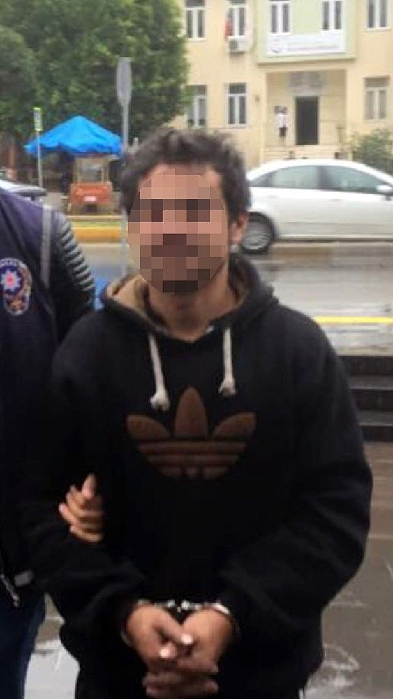 Manavgatlı Gazman oto hırsızlığından yakalandı!