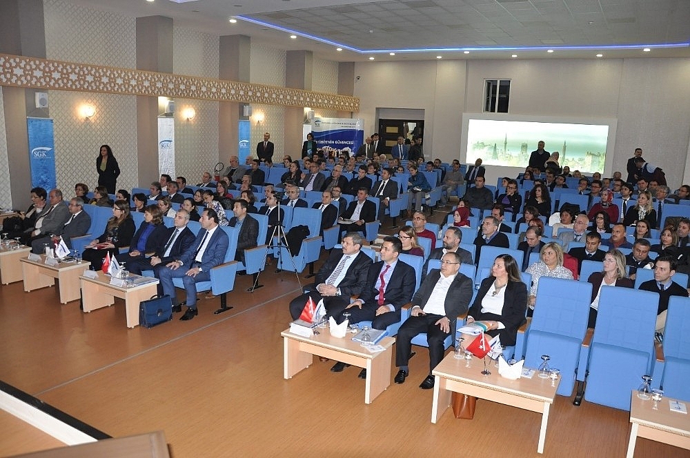 Taşeron işçilere bilgilendirme toplantısı