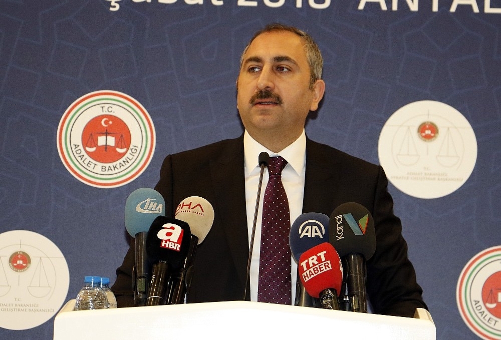 Adalet Bakanı Gül: "FETÖ'den tutuklu sayısı 38 bin 470, PKK'dan 10 bin 79, DEAŞ'tan bin 354 kişidir"