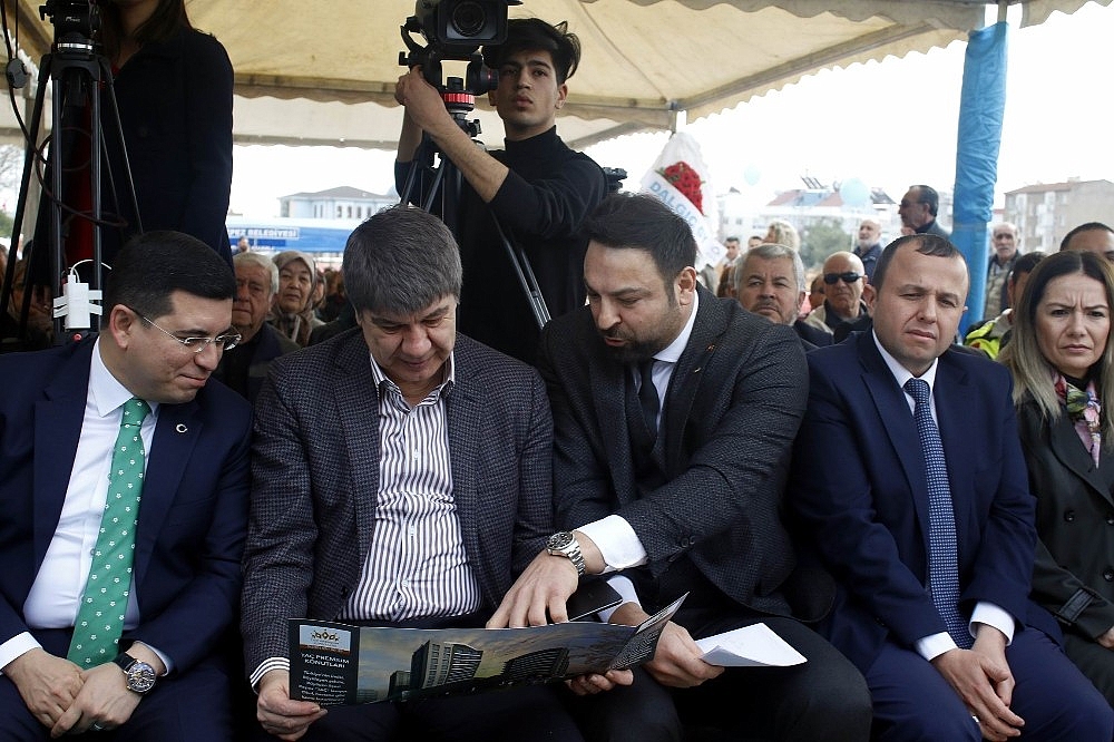 Antalya'da 319 daireli kentsel dönüşümün temeli atıldı