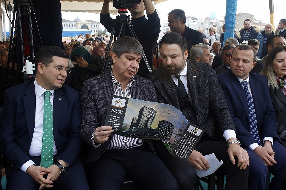 Antalya'da 319 daireli kentsel dönüşümün temeli atıldı