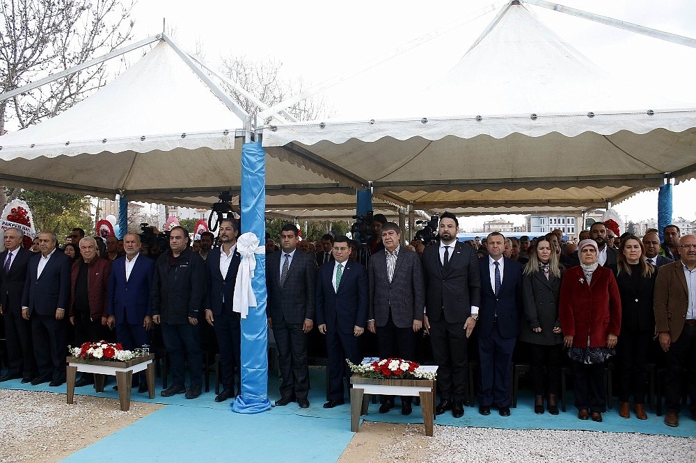Antalya'da 319 daireli kentsel dönüşümün temeli atıldı