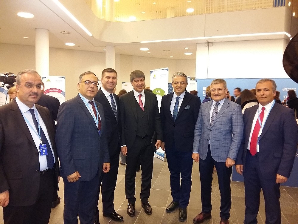 Başkan Türel DSÖ Belediye Başkanları zirvesine katıldı
