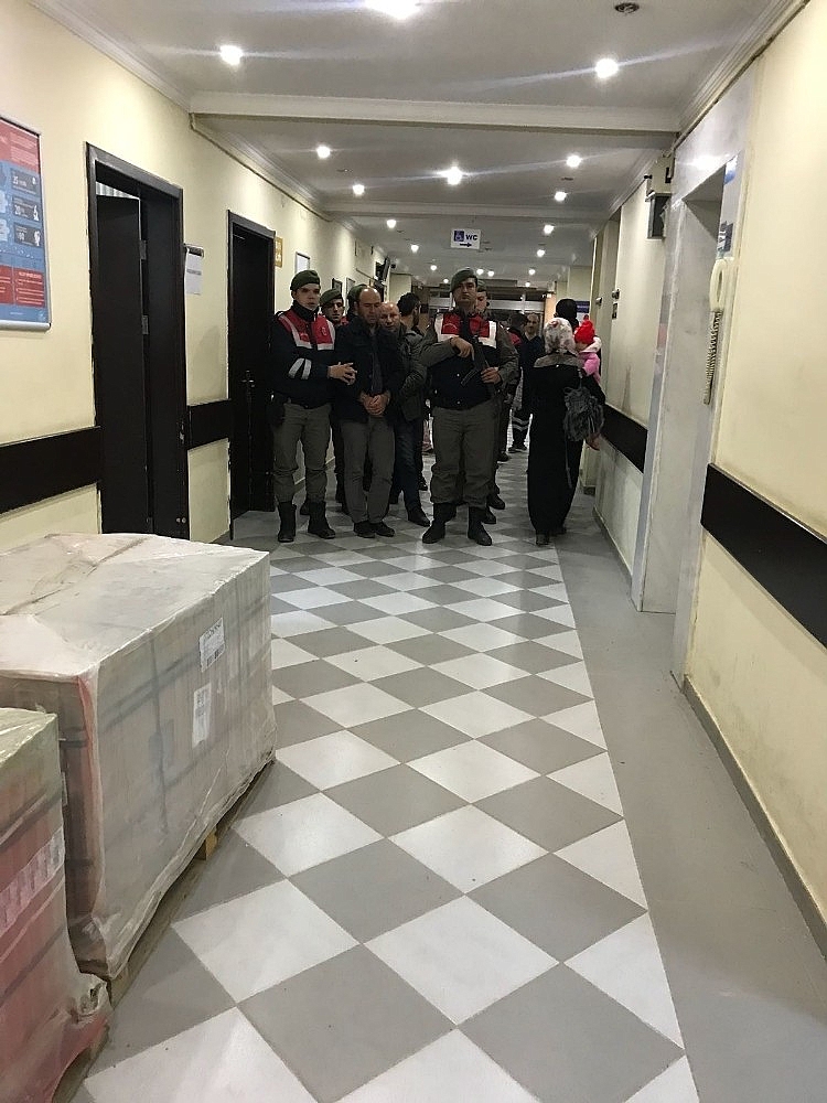 Jandarmadan silah kaçakçılığı operasyonu: 10 gözaltı!