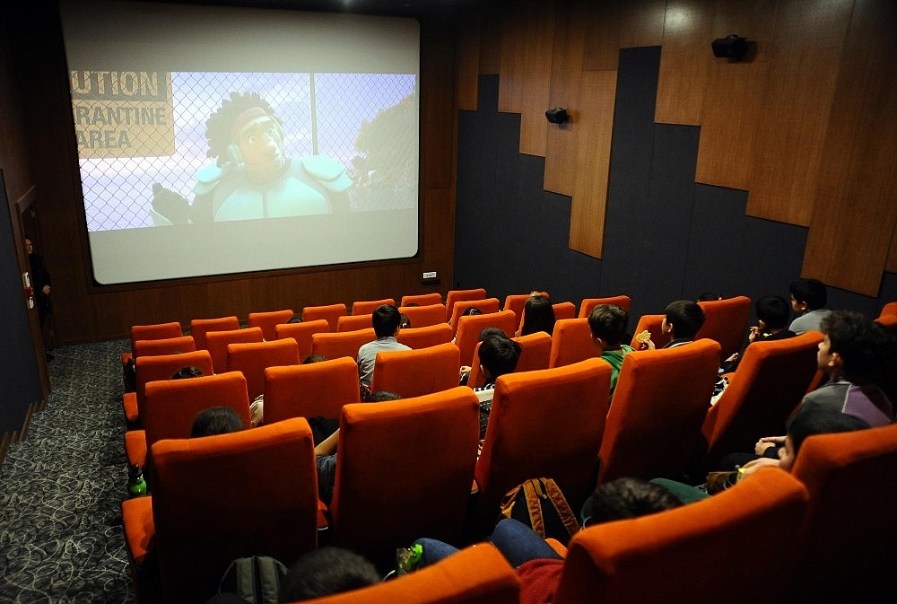 Kepez, 10 bin öğrenciyi sinema ile buluşturdu