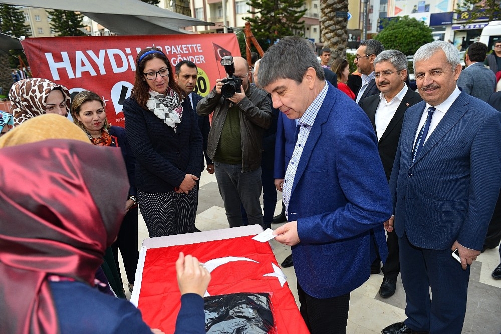 Menderes Türel'den Mehmetçiğe destek