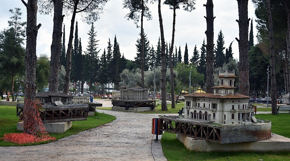 'Minyatür Türkiye Parkı' Dokuma'da