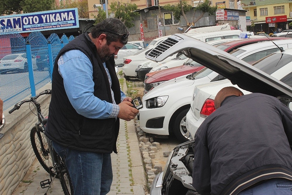 Antalya'da ikiz plakalı lüks otomobile el konuldu!