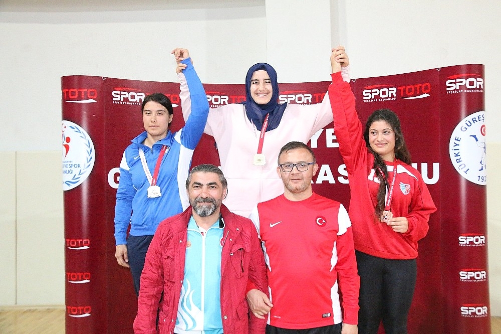 ASAT'ın altın kızı