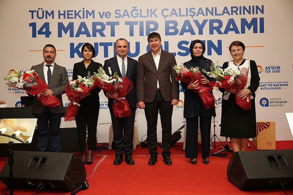 Başkan Türel, Tıp Bayramı'nı kutladı