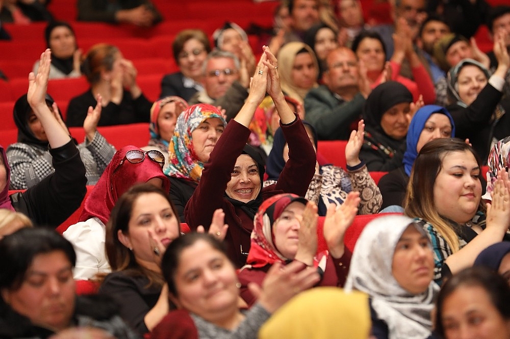 Başkan Türel'den, parti teşkilatına hizmet brifingi