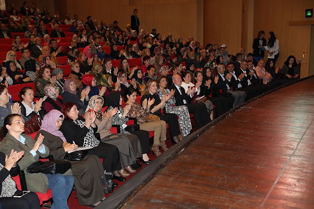 Başkan Türel'den, parti teşkilatına hizmet brifingi