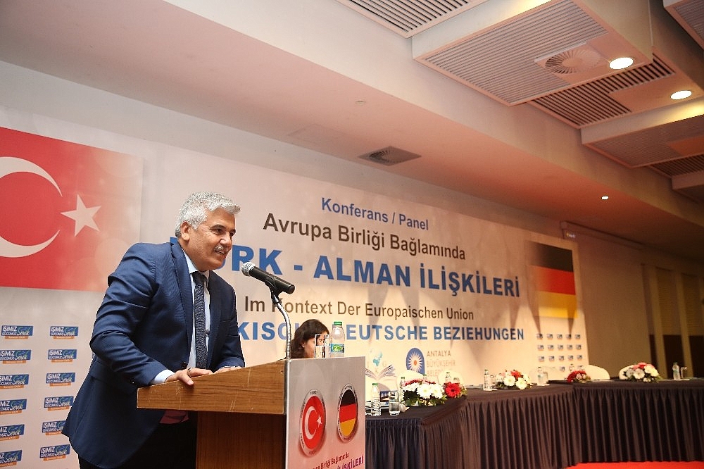 Günter Verheugen: "Avrupa Birliği güçlü olmak istiyor ise Türkiye ye ihtiyacı var"