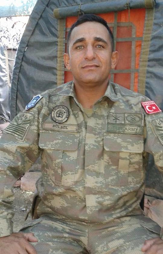 Kalp krizi sonucu hayatını kaybeden Uzman Çavuş Antalya'da toprağa verildi!