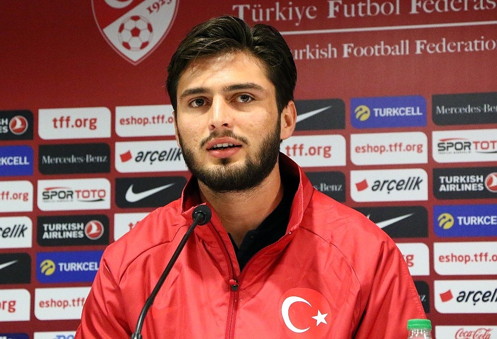 Lucescu: "Milli Takımın çekirdeğini oluşturuyoruz" (Videolu)