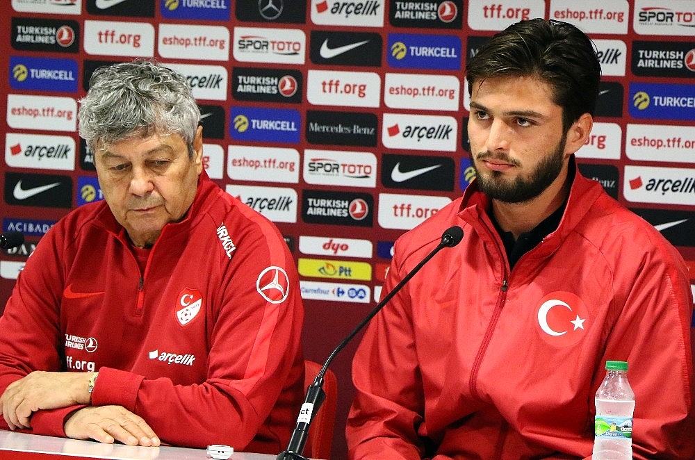 Lucescu: "Milli Takımın çekirdeğini oluşturuyoruz" (Videolu)