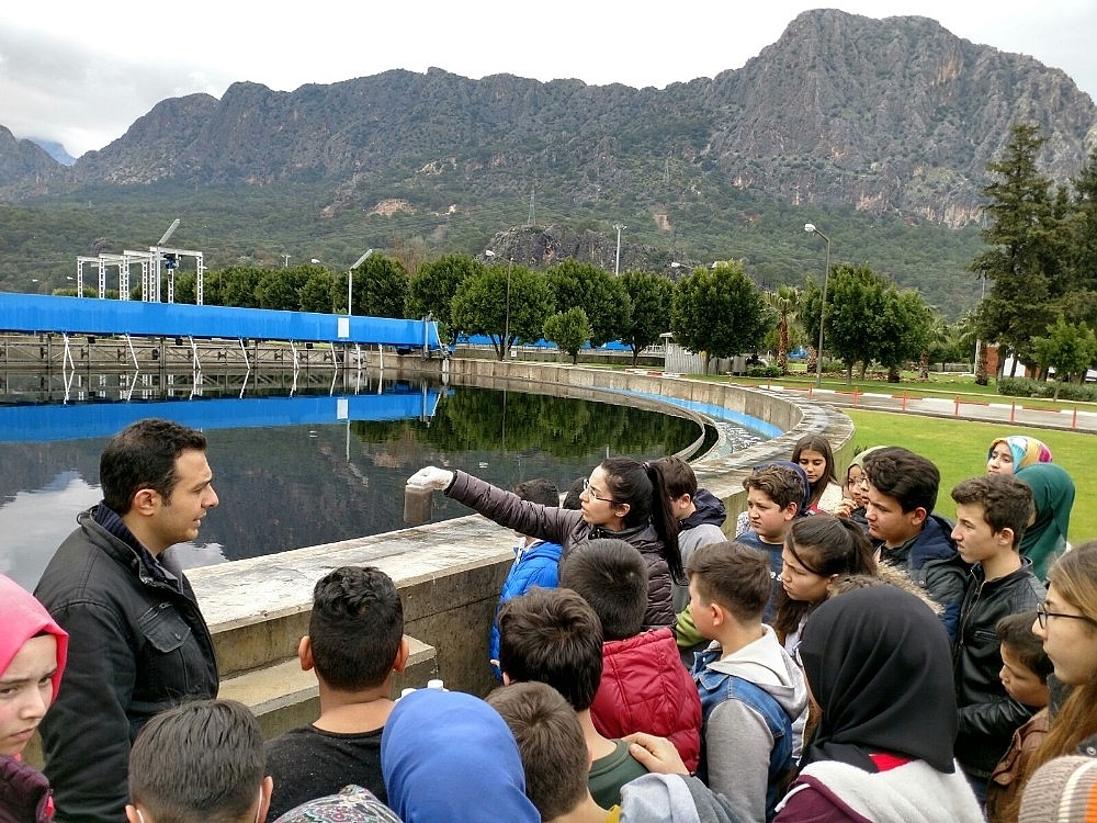 Öğrenciler, Atık Su Arıtma Tesisini inceledi