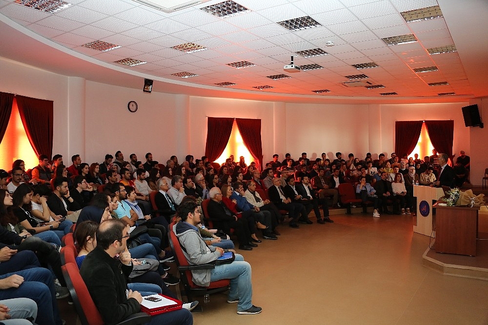 Prof. Dr. Işık: "Bir türün yok olması domino etkisi göstererek, pek çok başka türün yok almasına yol açmaktadır"