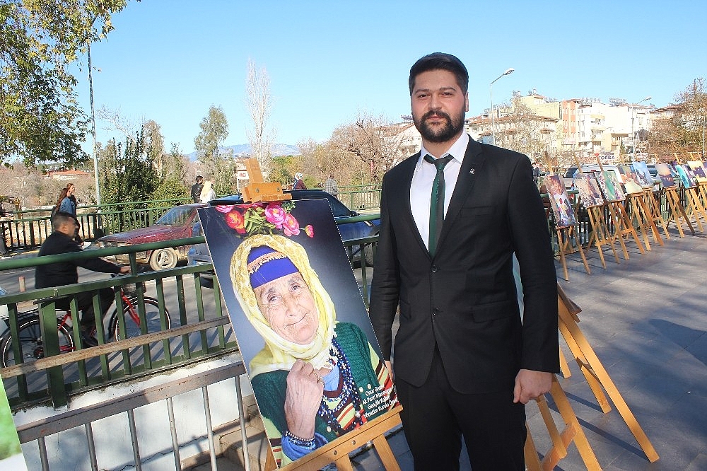 AK Parti Gençlik Kollarından 'Kaskını Tak, Bizimle Kal' etkinliği