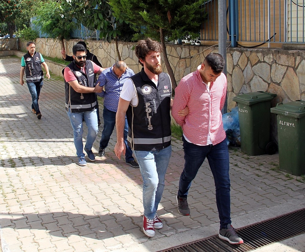 Alanya'da gözaltına alınan suç örgütü şüphelileri adliyede!