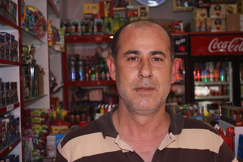 Alarm çalınca kasayı bırakıp kaçtılar! (Videolu)